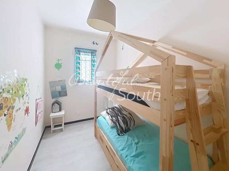 Maison - 140 m² - 4 pièces