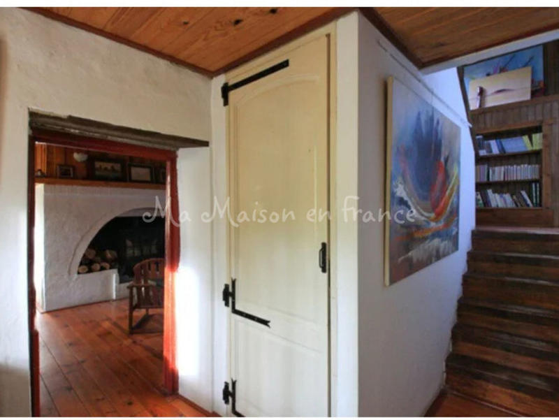 Maison chambre d'hôtes - 240 m² - 8 pièces