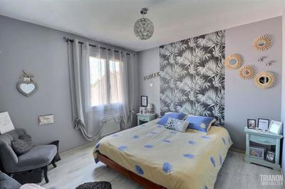 Maison - 90 m² - 6 pièces