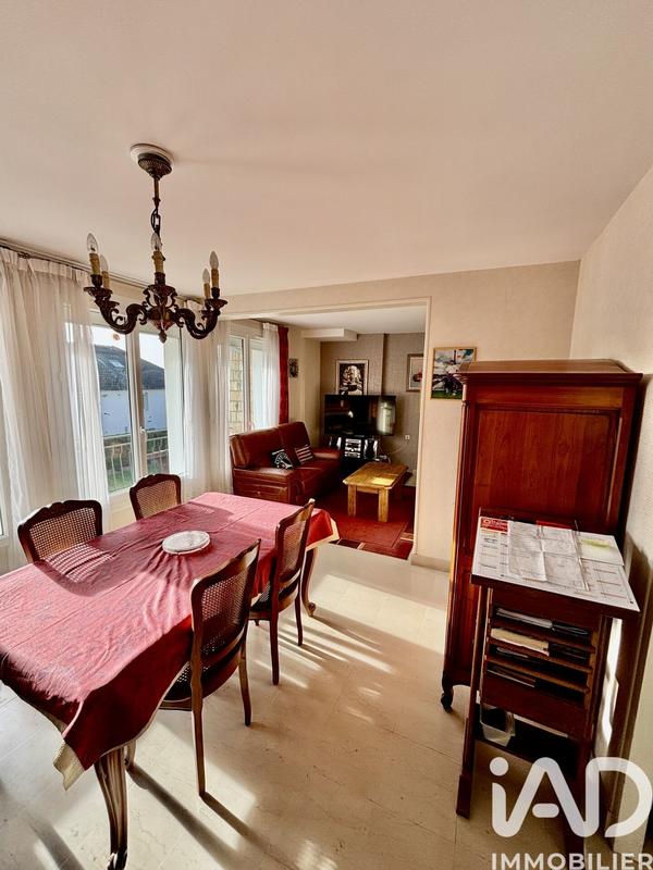 Maison - 140 m² - 7 pièces