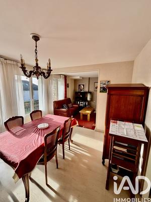 Maison - 140 m² - 7 pièces