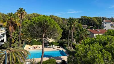 Appartement - 96 m² - 4 pièces