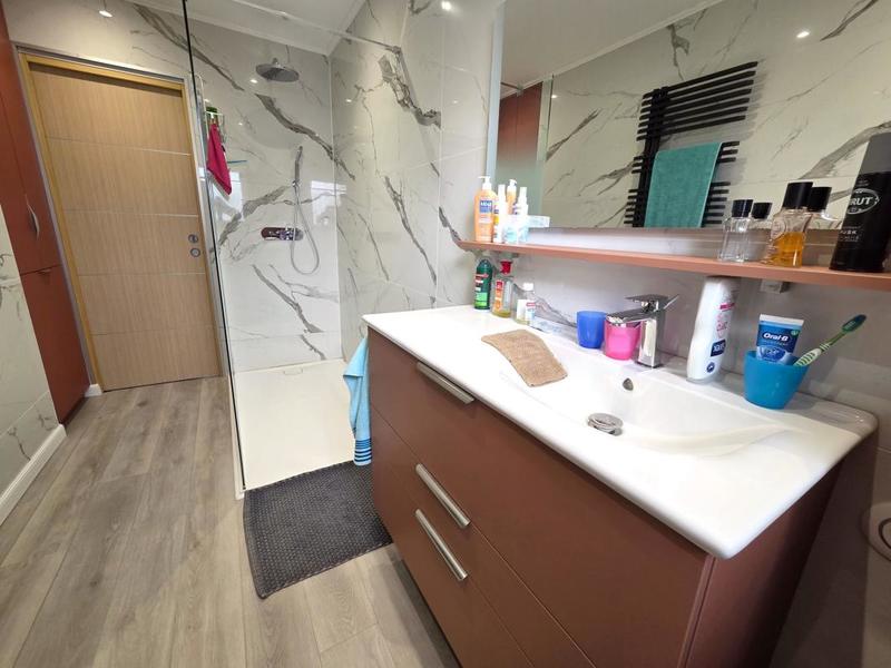 Pavillon - 95 m² - 5 pièces