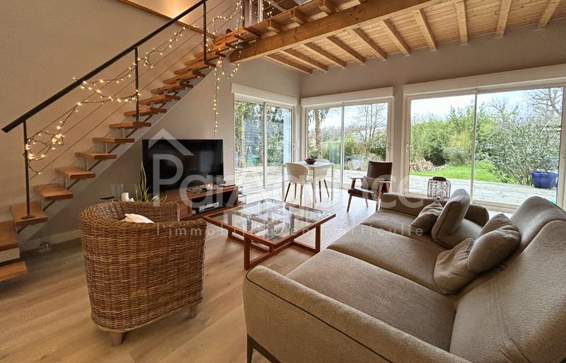 Maison - 158 m² - 4 pièces