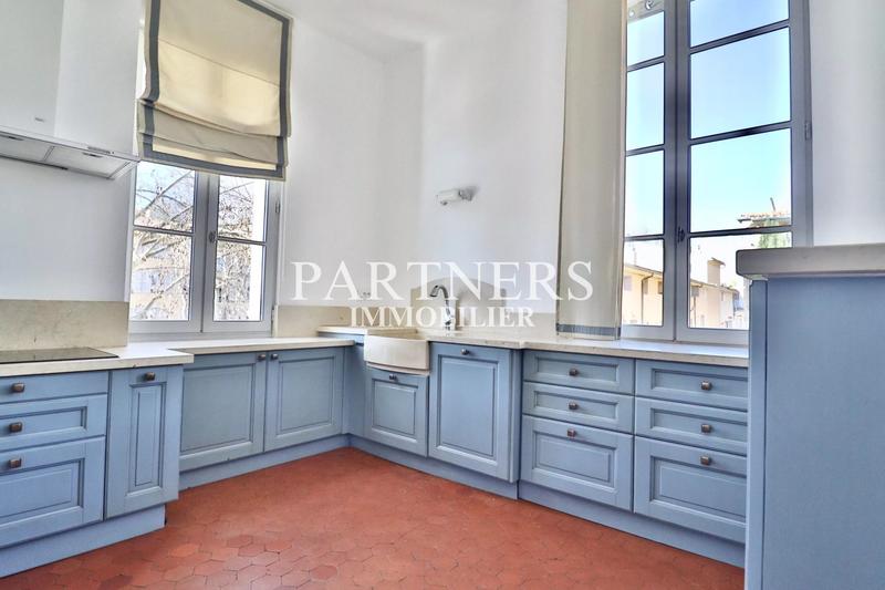 Appartement - 107 m² - 4 pièces