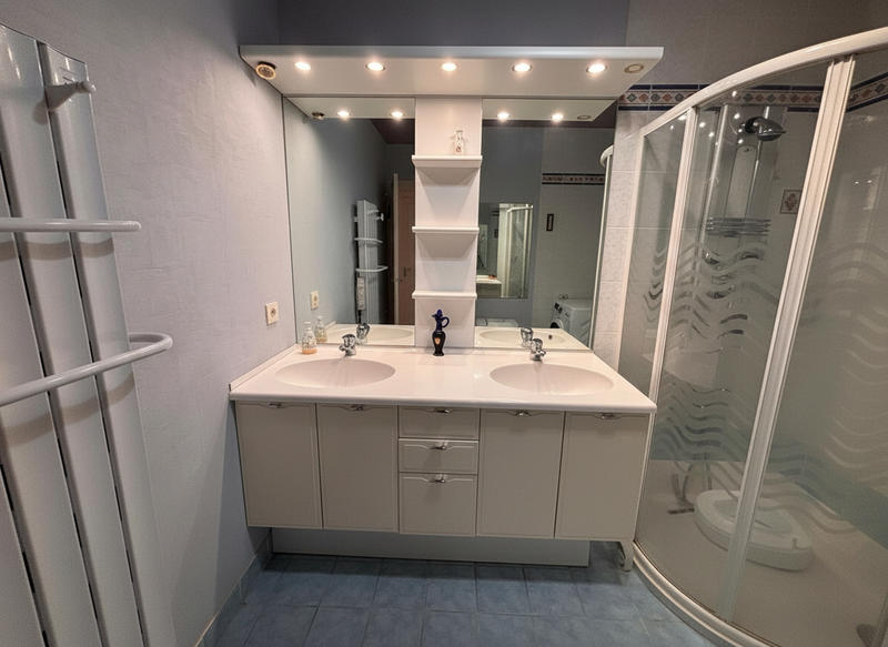 Appartement - 77 m² - 3 pièces