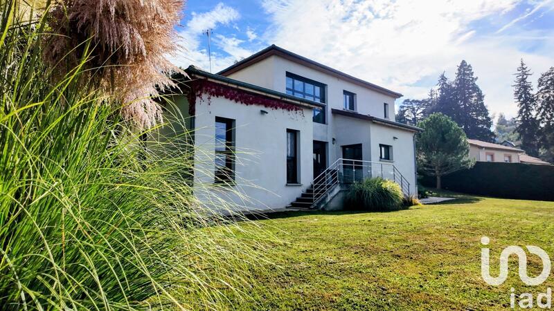 Maison de maîtres - 160 m² - 5 pièces