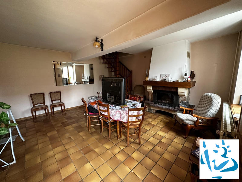 Maison - 160 m² - 5 pièces