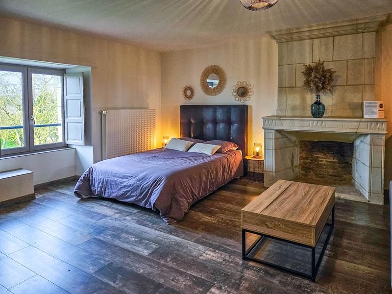 Propriété - 315 m² - 9 pièces