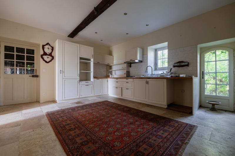 Maison - 264 m² - 7 pièces