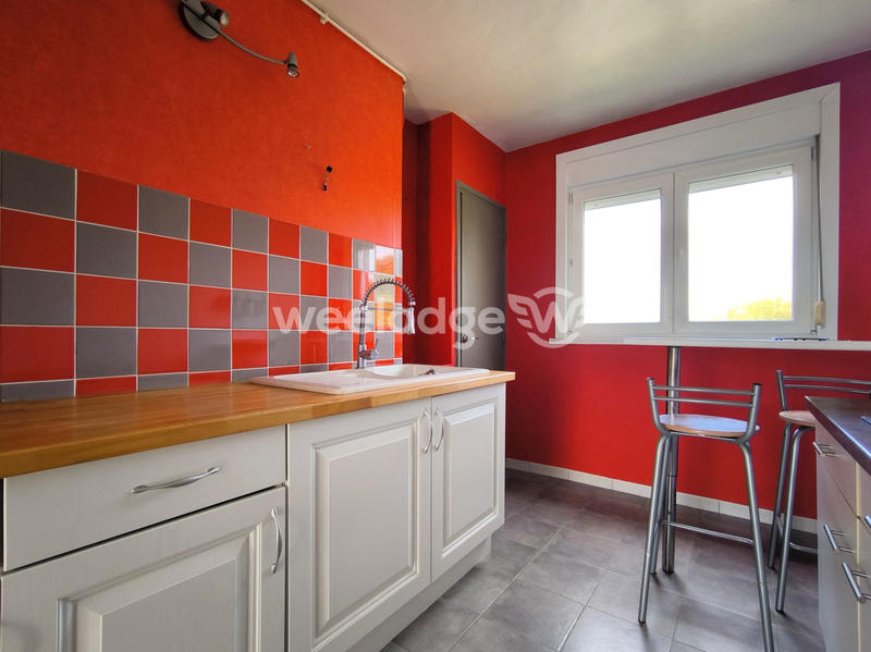 Appartement - 80 m² - 5 pièces