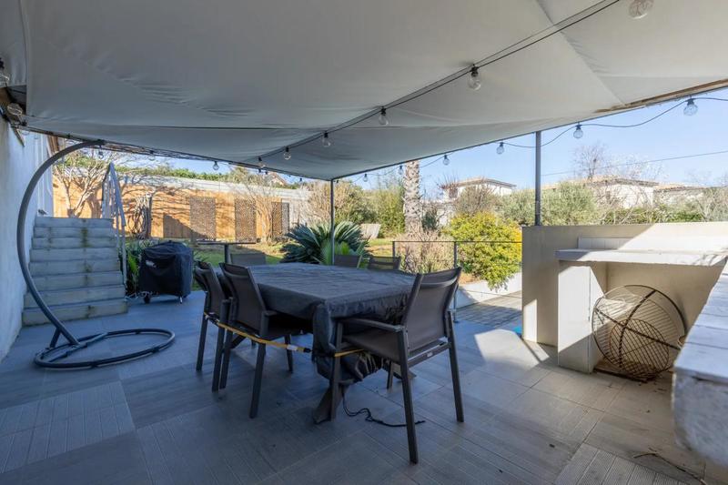 Maison - 104 m² - 6 pièces