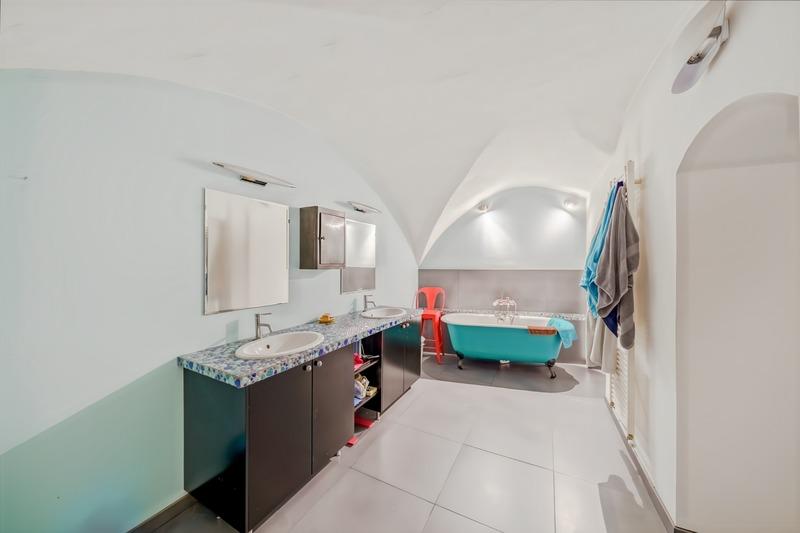 Appartement - 157 m² - 3 pièces