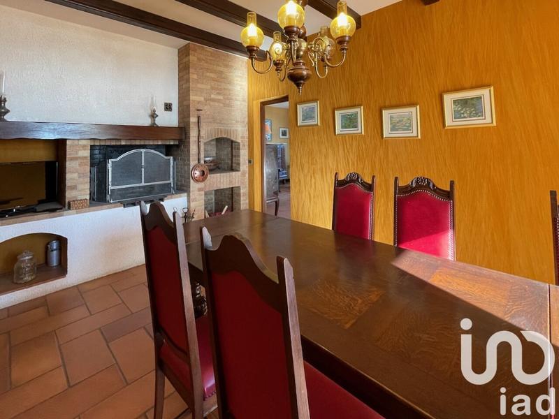 Maison - 276 m² - 9 pièces