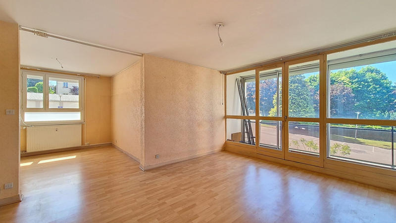 Appartement - 98 m² - 5 pièces