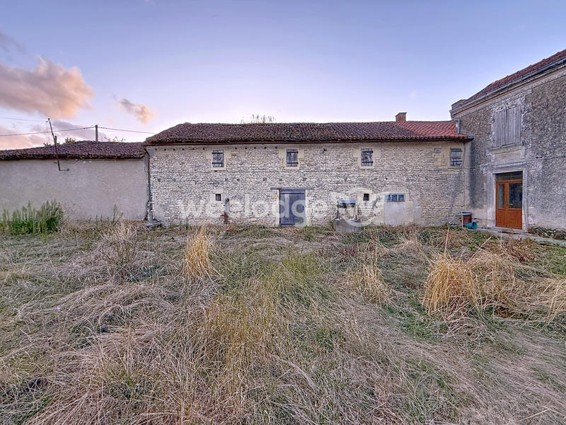 Maison ancienne - 92 m² - 3 pièces