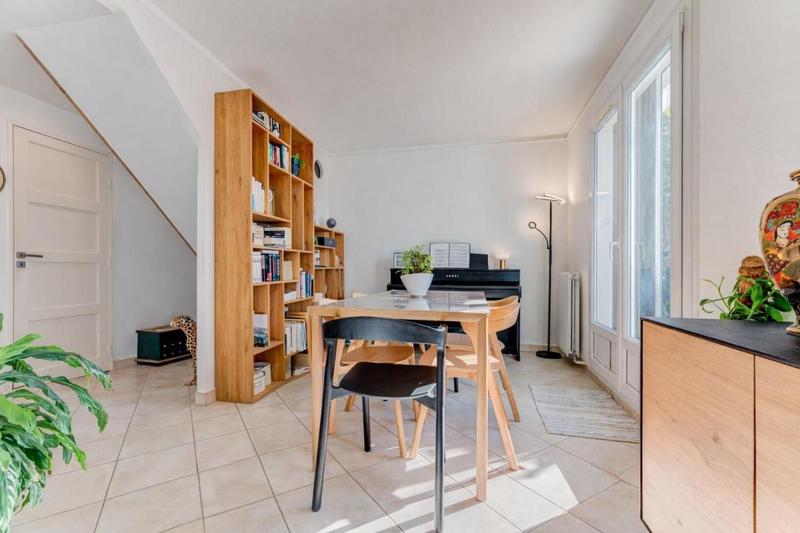 Maison - 85 m² - 4 pièces