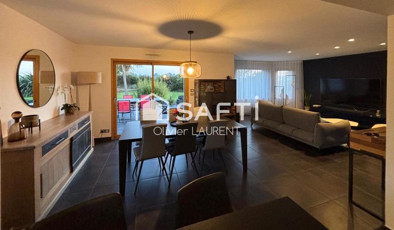 Maison - 169 m² - 6 pièces