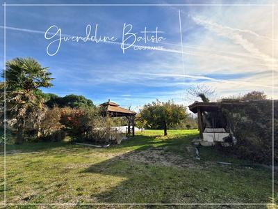 Maison bourgeoise - 240 m² - 10 pièces