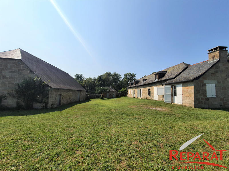 Maison - 180 m² - 7 pièces