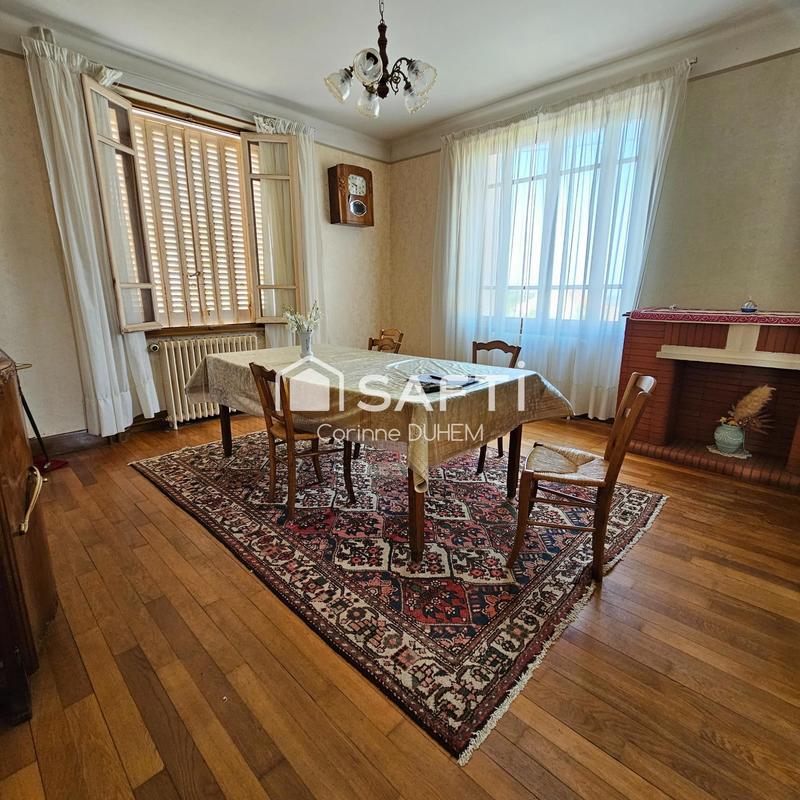 Maison de village - 117 m² - 8 pièces