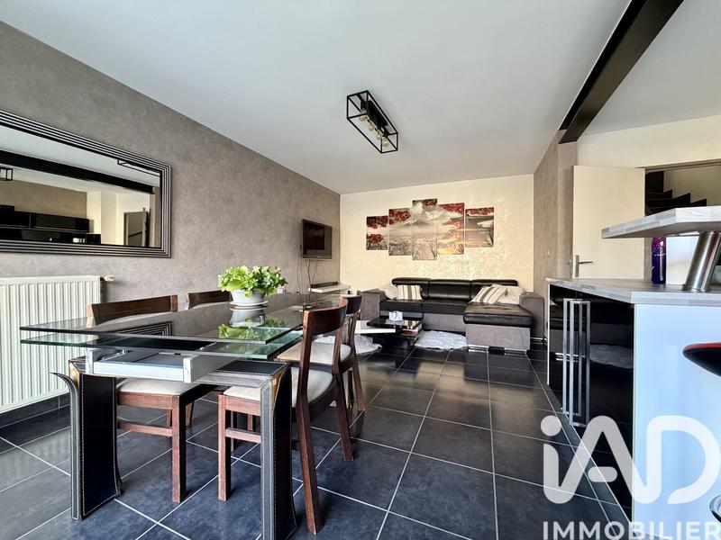 Maison - 105 m² - 5 pièces