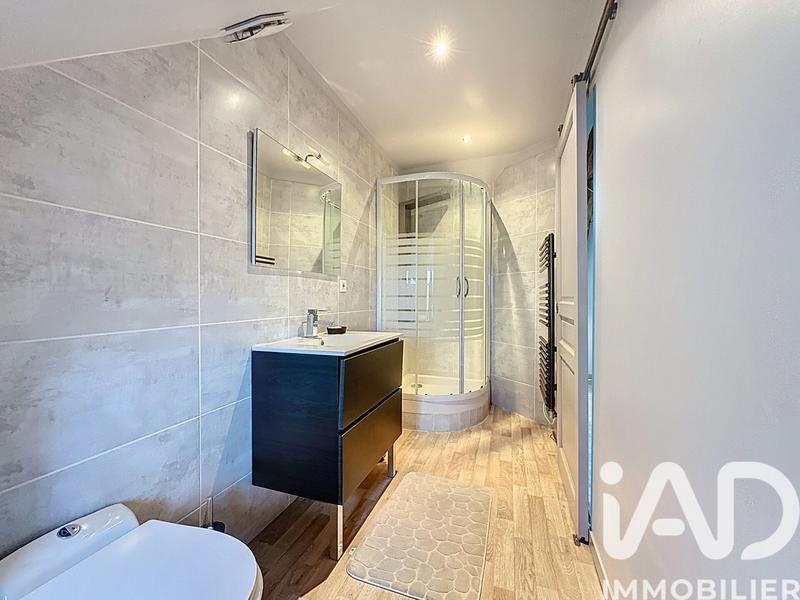 Maison - 183 m² - 7 pièces