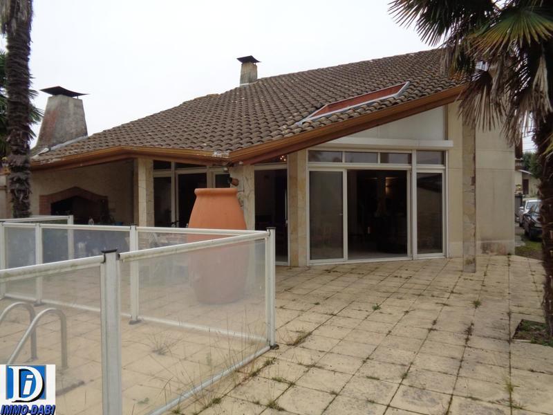 Villa - 183 m² - 6 pièces