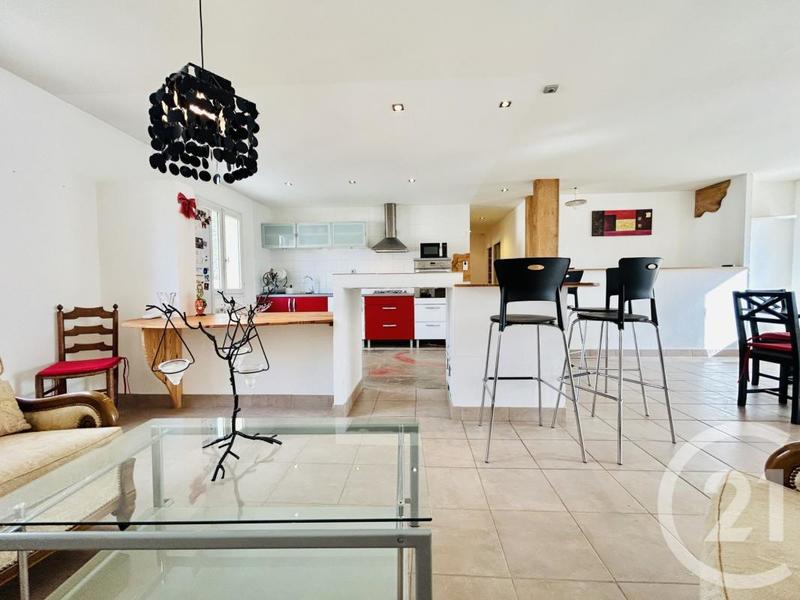 Maison de ville - 208 m² - 7 pièces