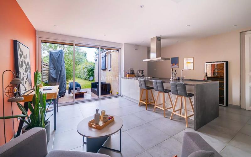 Maison - 130 m² - 6 pièces