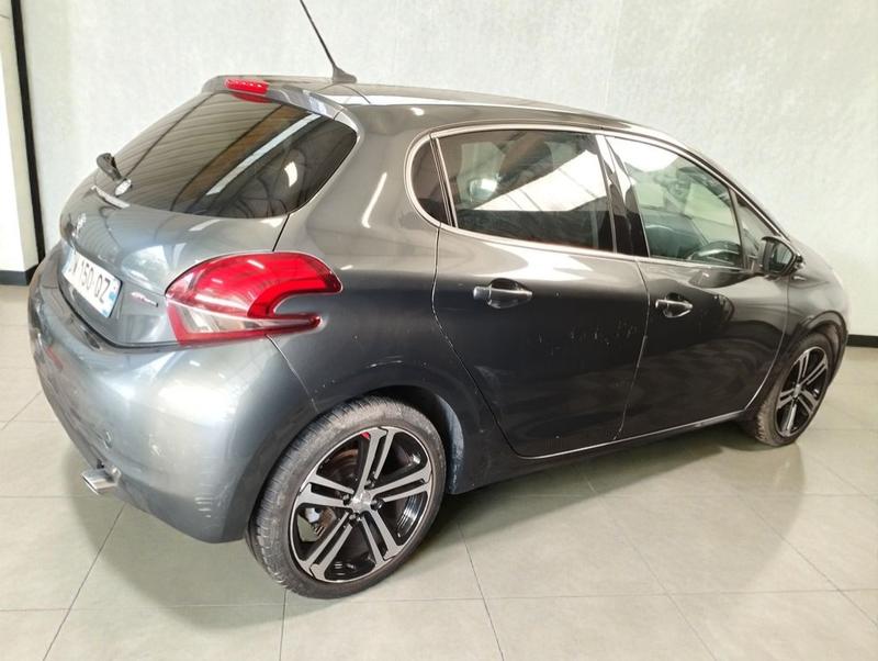 Peugeot 208 1.2 Thp 110 Gt Line 5p
