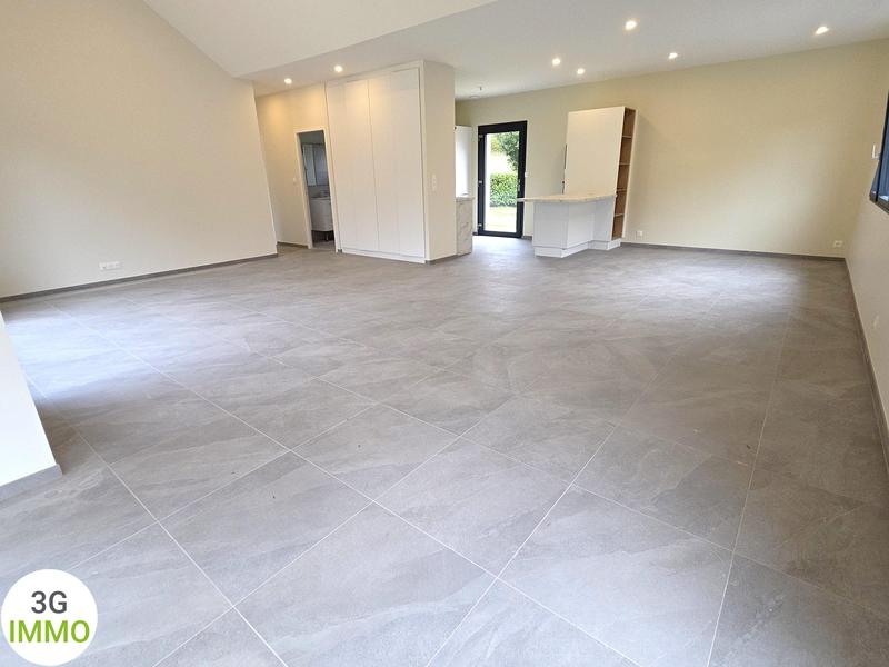 Maison - 122 m² - 5 pièces