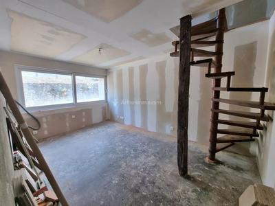 Immeuble - 242 m² - 8 pièces