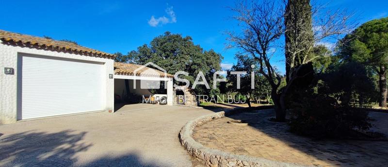 Villa - 250 m² - 8 pièces