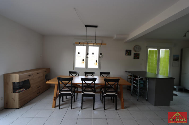 Maison - 110 m² - 6 pièces