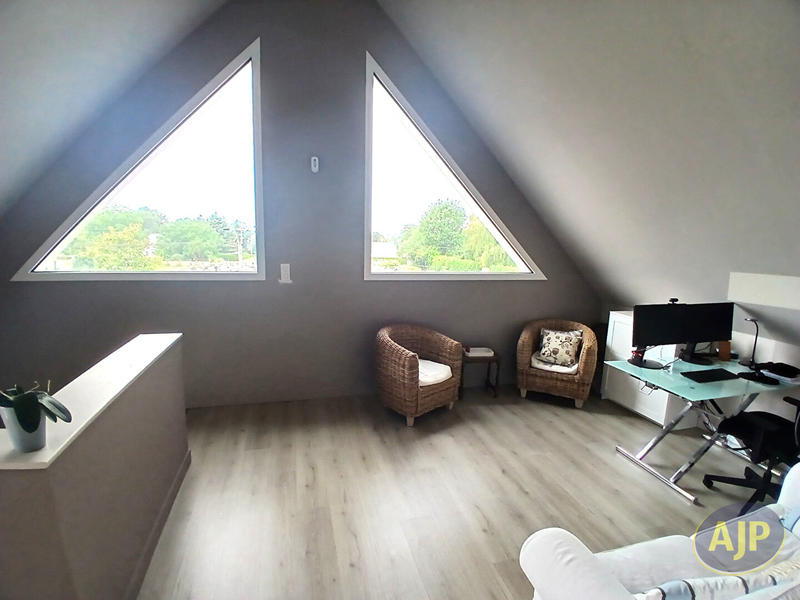 Maison - 152 m² - 5 pièces