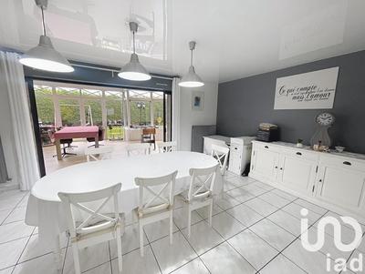 Maison - 186 m² - 6 pièces