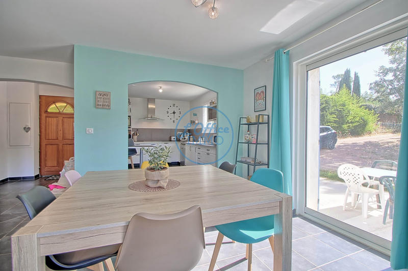 Maison - 102 m² - 5 pièces