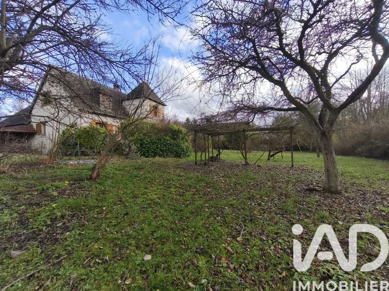 Maison - 140 m² - 5 pièces