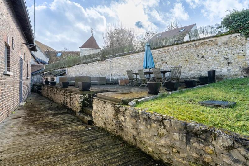 Maison - 187 m² - 6 pièces