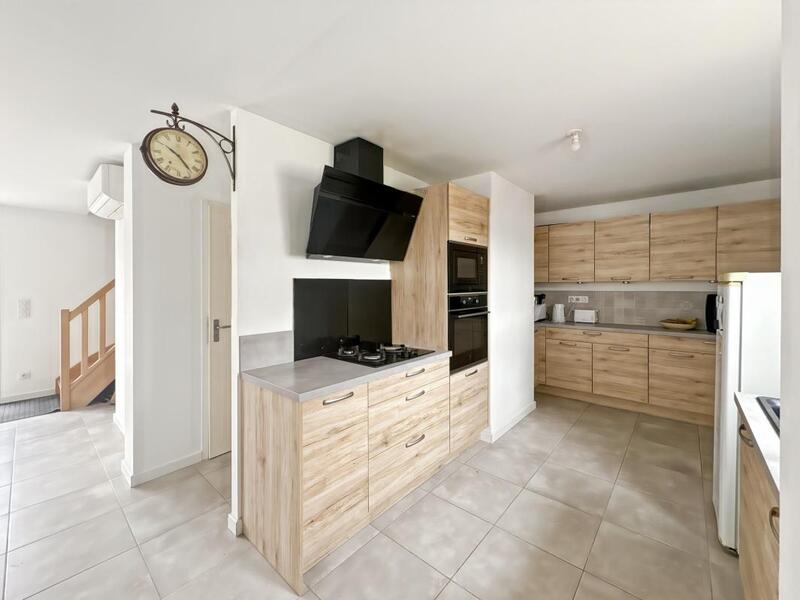 Maison - 98 m² - 5 pièces