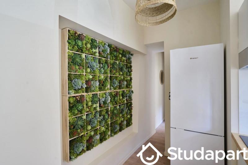 Chambre - 9 m² - 1 pièce