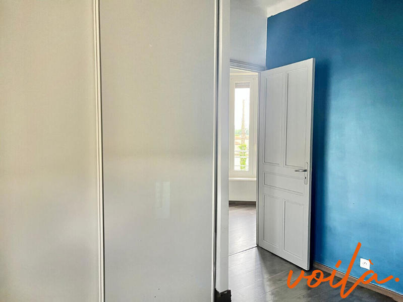 Maison - 218 m² - 8 pièces