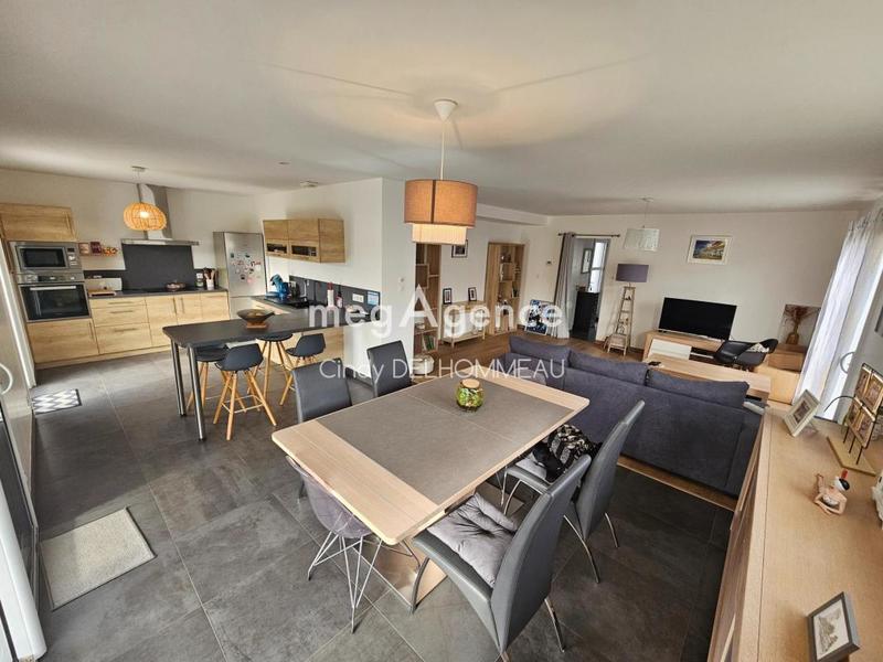 Maison - 96 m² - 4 pièces