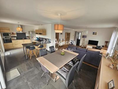 Maison - 96 m² - 4 pièces