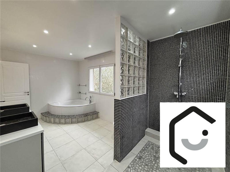 Maison - 114 m² - 5 pièces