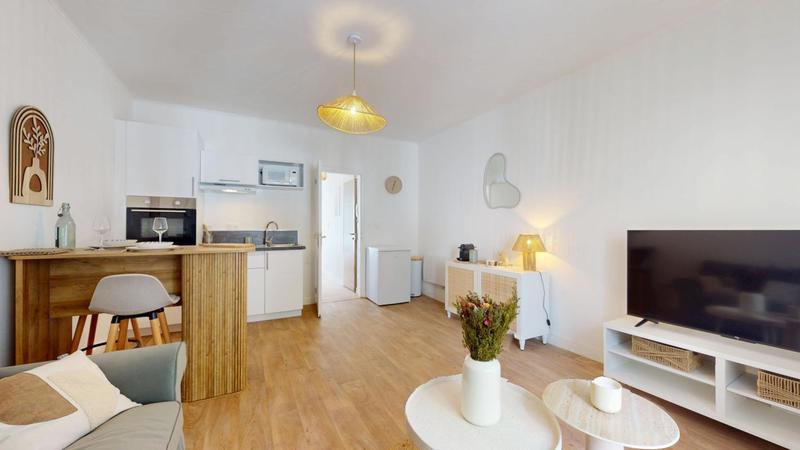 Studio - 30 m² - 2 pièces