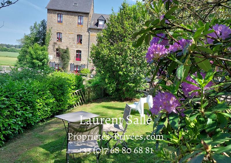 Moulin - 621 m² - 16 pièces