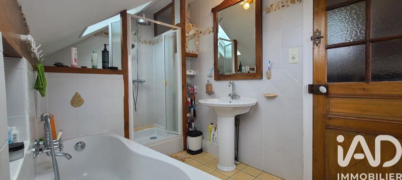 Maison - 166 m² - 7 pièces