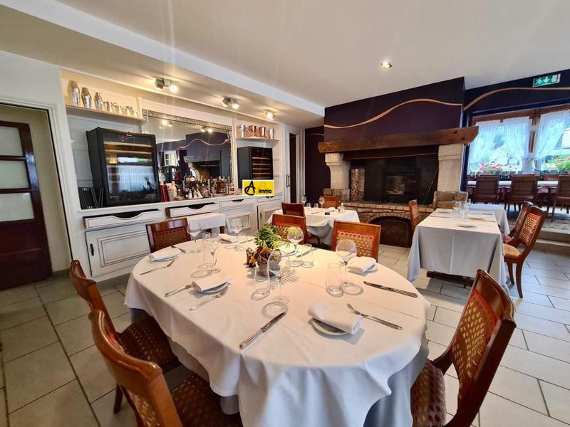 Bureau - 756 m² - 17 pièces